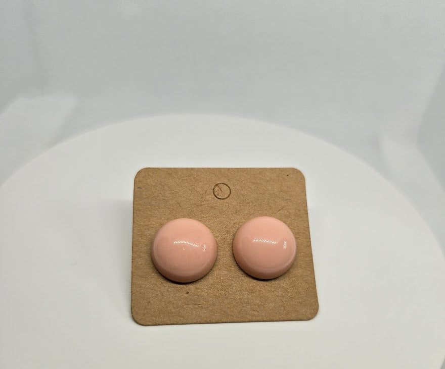 Round Studs