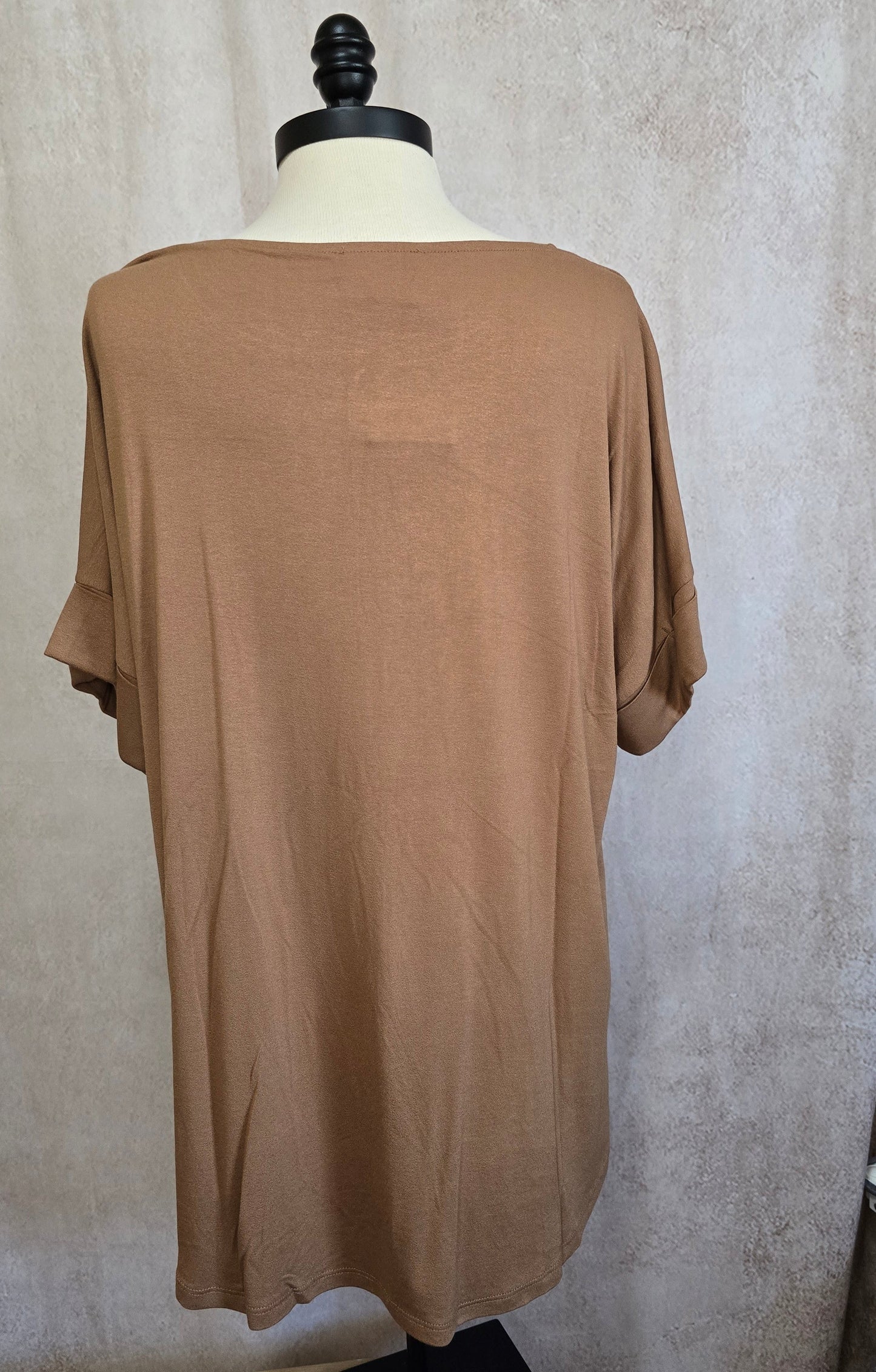 CAMEL Knot-Front Top