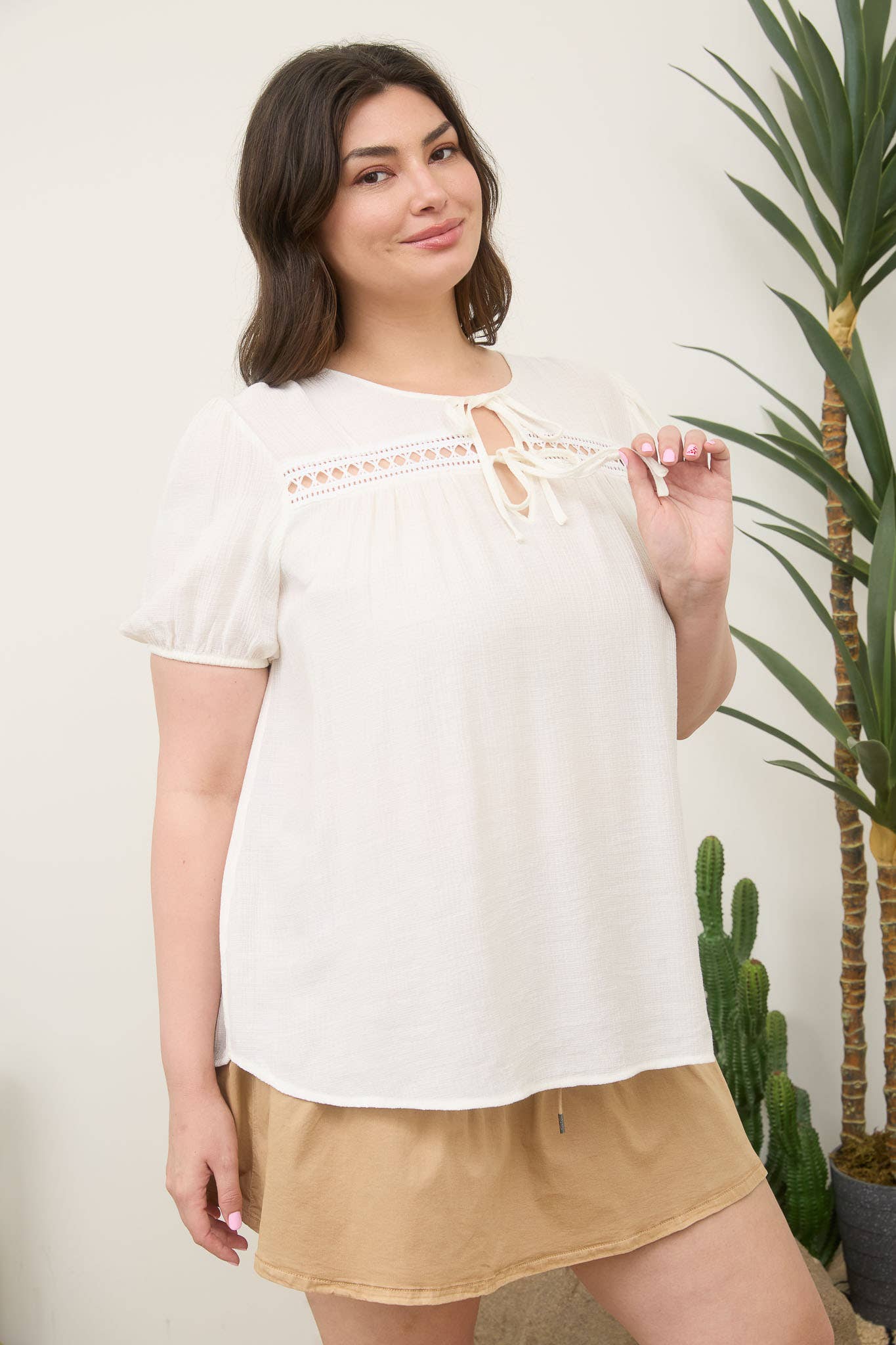 Scallop Trim Front Tie Detail Puff Sleeve Ivory